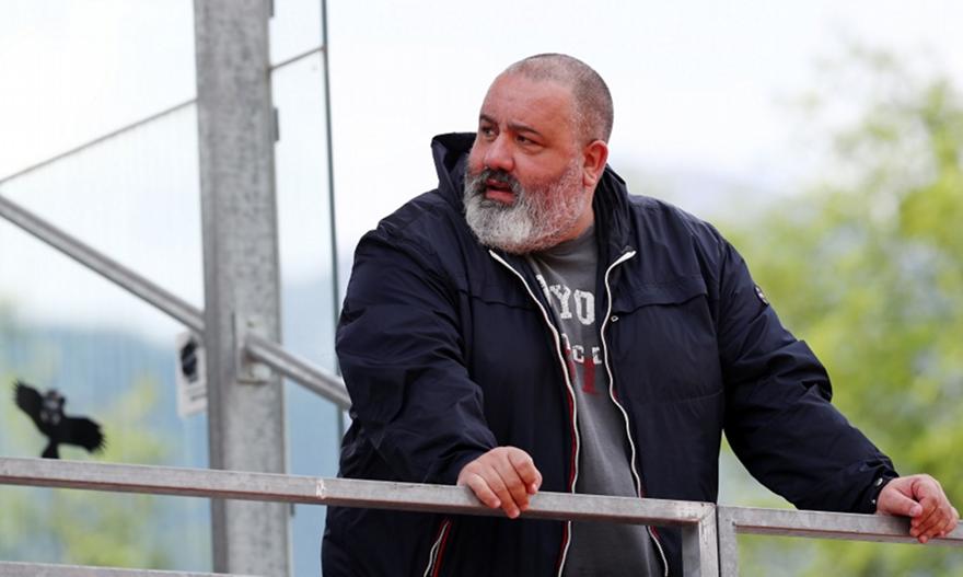 Απάντηση Καραπαπά για την υπόθεση Ροζ: «Σπεκουλάρετε σε μια θάλασσα ανοησίας»