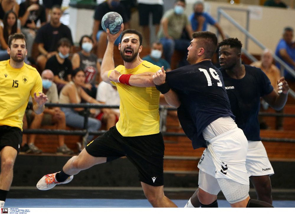 Πανέτοιμη για το repeat με Σαλαμίνα!