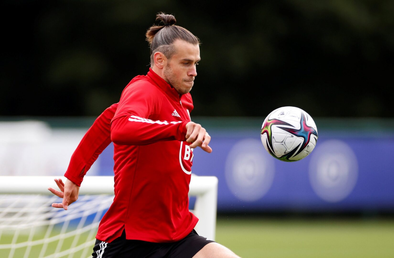 Μπέιλ: «Φυσικά και θέλω να παίξω με την Ουαλία στο Μουντιάλ»