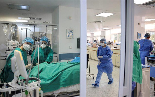 Κορωνοϊός: 2.978 νέα κρούσματα, 22 θάνατοι, 322 σε ΜΕΘ