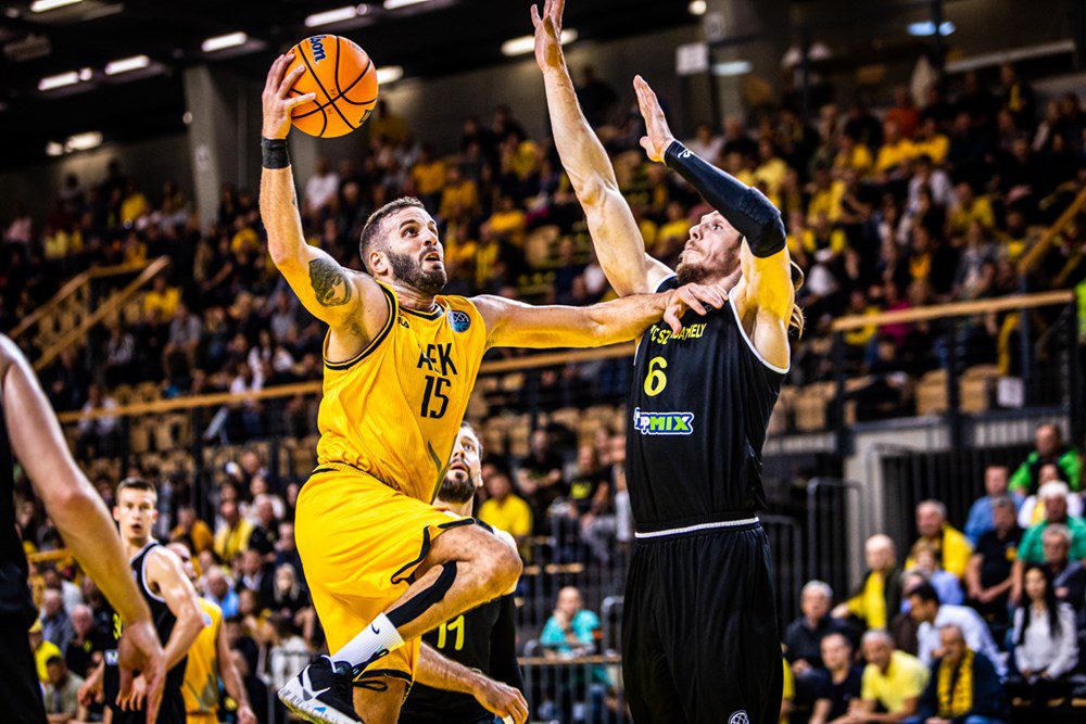 Ένας Παππάς δεν έφτανε για την ΑΕΚ στο Σομπατέλι