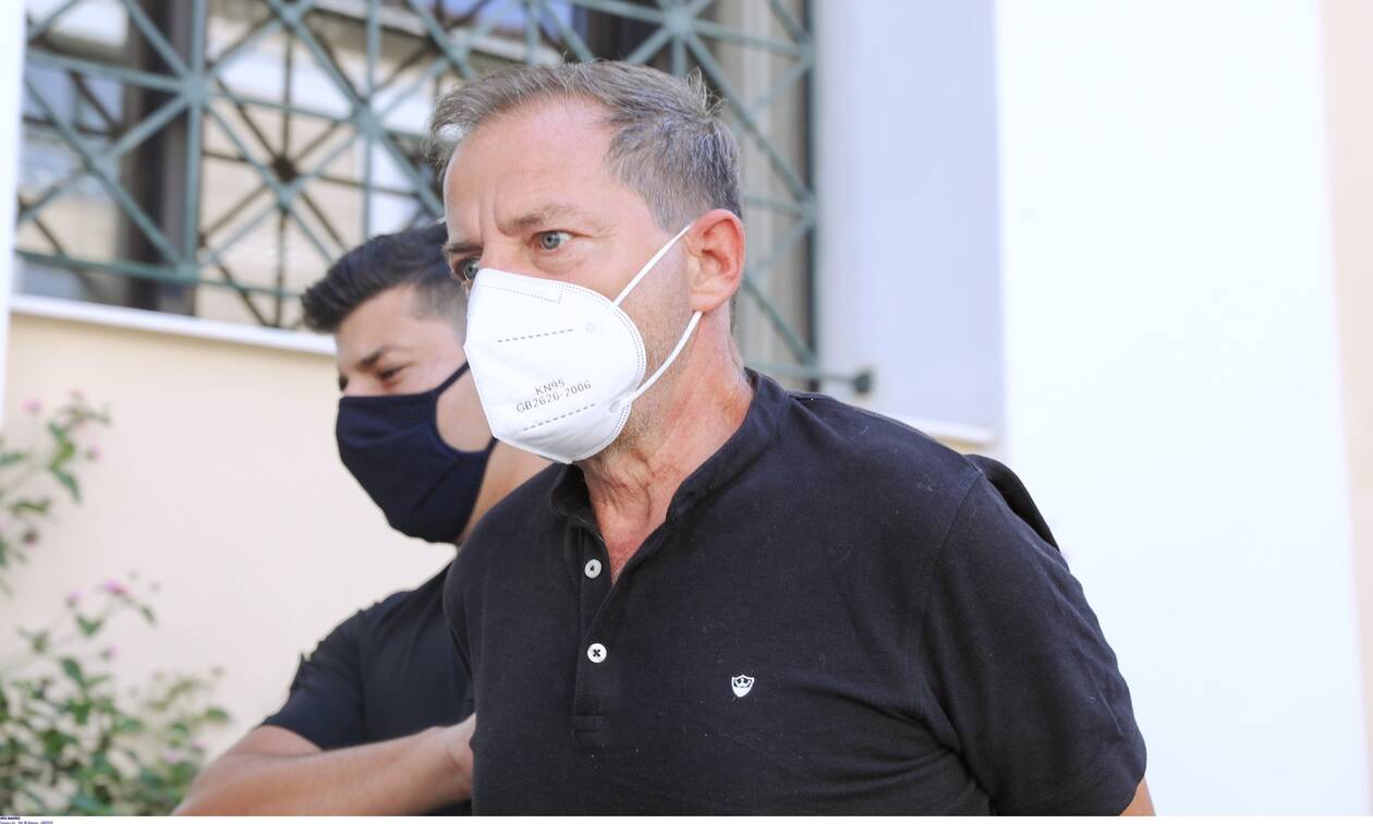 Δημήτρης Λιγνάδης: Παραπομπή σε δίκη για 4 βιασμούς προτείνει η εισαγγελέας