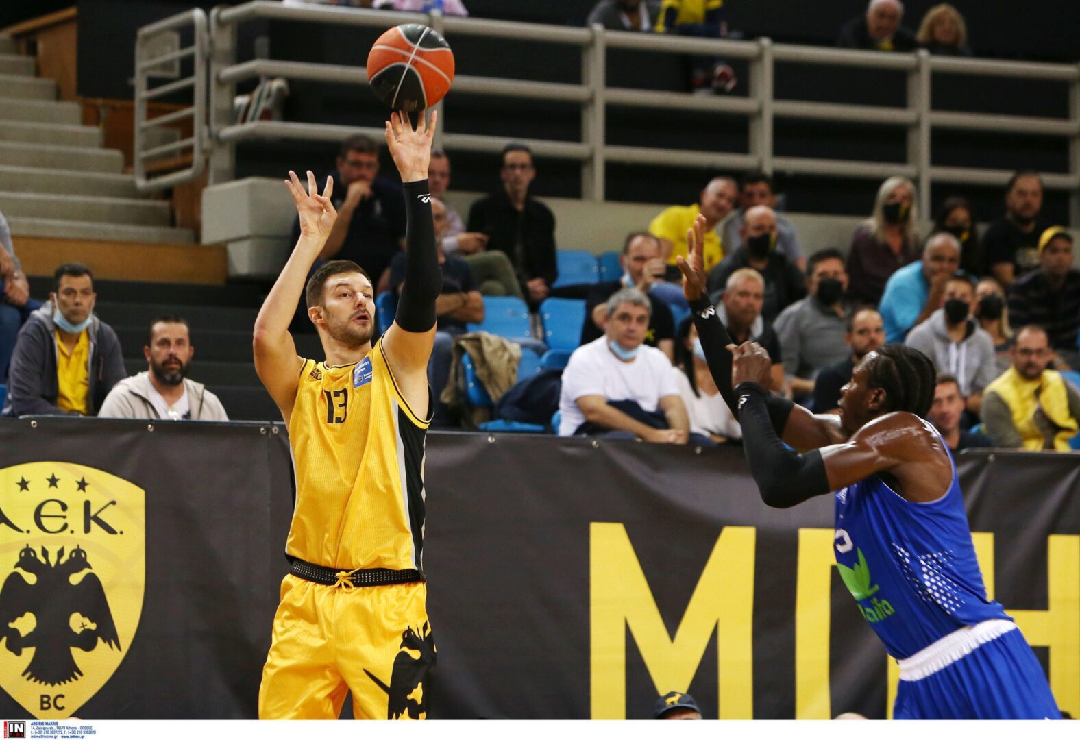 ΑΕΚ-Φάλκο: Πιο νωρίς στο γήπεδο για να τιμηθεί ο Στέφαν Γέλοβατς