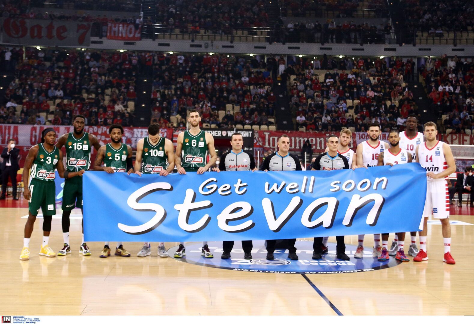 Ολυμπιακός-Παναθηναϊκός: Πανό στήριξης στον Γέλοβατς (pic)