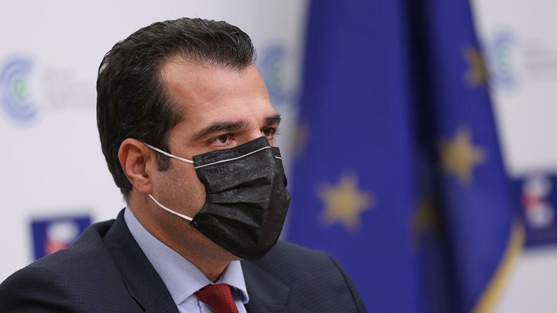 Θάνος Πλεύρης: «Όχι σε lockdown και κλειστά σχολεία»