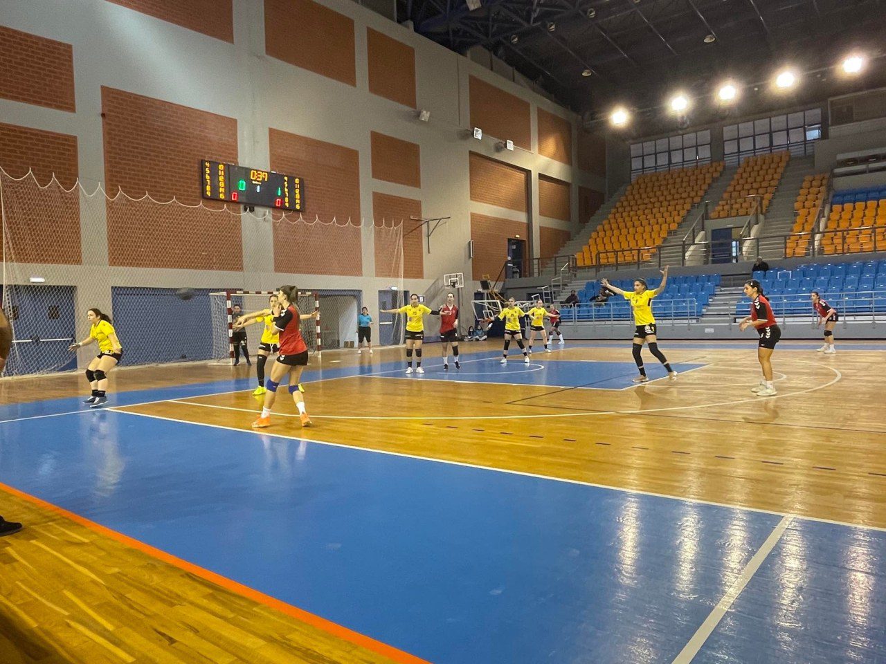 Χάντμπολ Γυναικών: Εύκολο πέρασμα από την Κρήτη