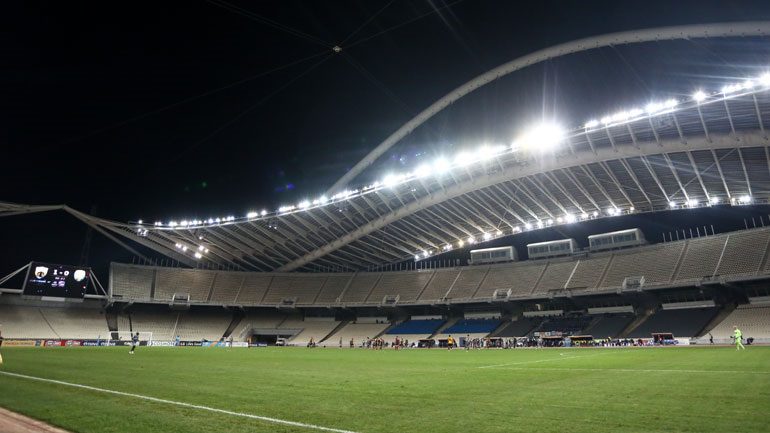 Παραμένει το πλαφόν εισόδου 1.000 θεατών στα γήπεδα, επανεξέταση στις 16/01