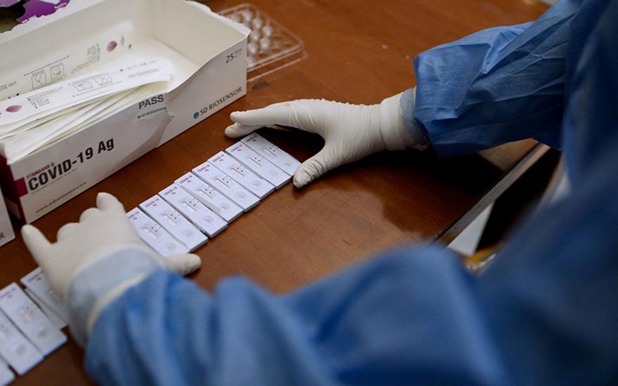 Θεσσαλονίκη: Πλήρη ίαση από κορωνοϊό αντί αμοιβής υποσχόταν 47χρονη