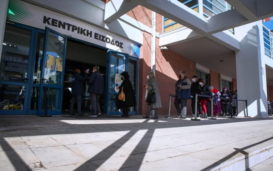 Εμβολιασμοί: Πάνω από 200.000 ραντεβού σε λίγες ώρες – Ζήτηση ρεκόρ για τρίτη δόση