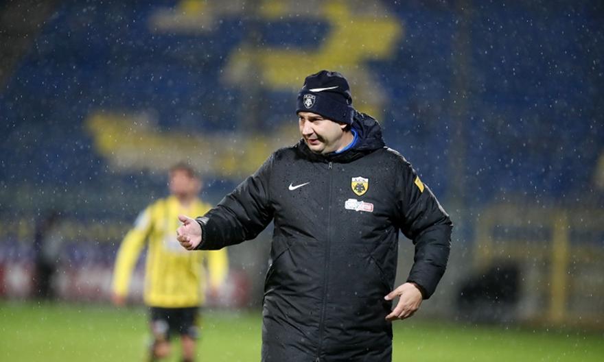 Γιαννίκης στους παίκτες της ΑΕΚ: «Τίποτα ποδοσφαιρικό να πούμε»