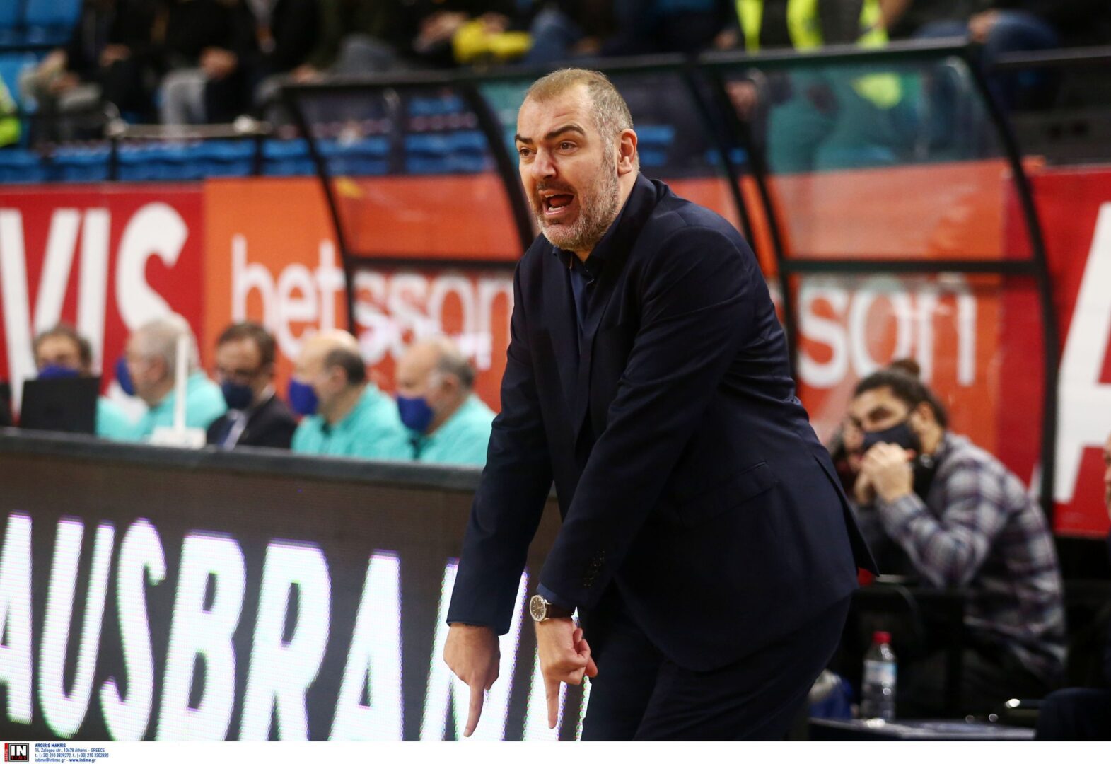 ΑΕΚ: «Καυτός» Δέδας σκοράρει από το κέντρο του γηπέδου! (vid)