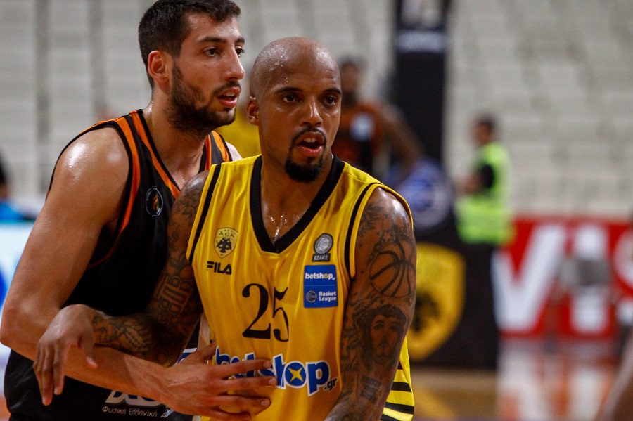 Θίοντορ και Γκρίφιν: «Η ΑΕΚ μας χρωστάει λεφτά» (pic)