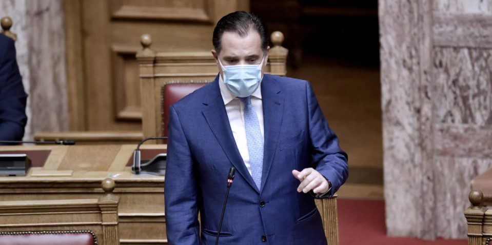 Γεωργιάδης: Ολα τα μέτρα είναι στο τραπέζι εκτός από ένα γενικό lockdown