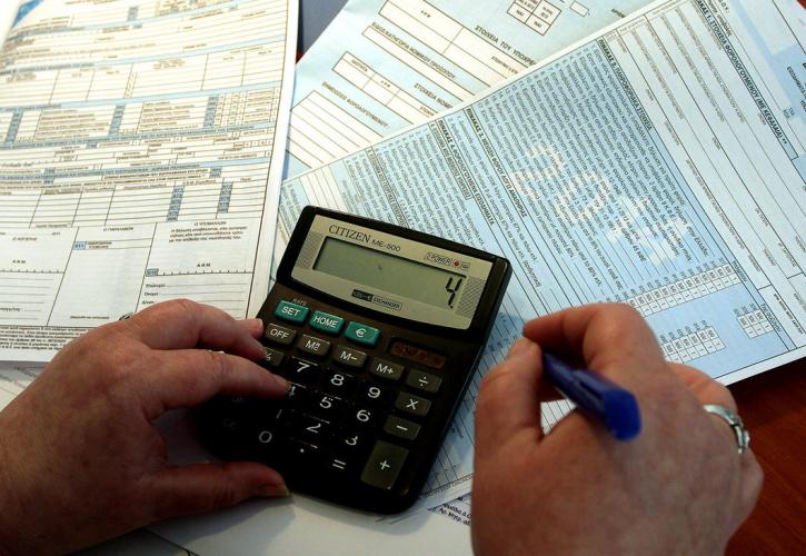Ποιους βάζει στο στόχαστρο η Εφορία το 2022