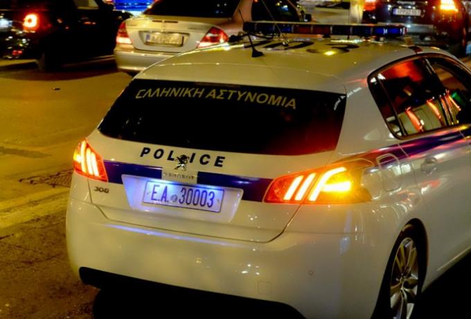 Ληστεία σε δισκογραφική στη Βούλα – Πήραν έναν φάκελο, έψαξαν τα πάντα και εξαφανίστηκαν