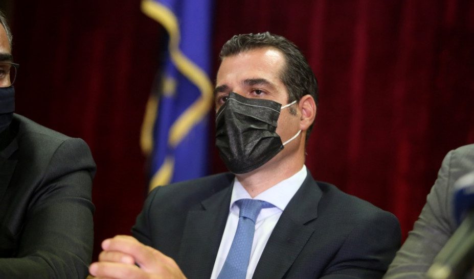 Πλεύρης: Επίσπευση μέτρων πριν την Πρωτοχρονιά – 370% αύξηση κρουσμάτων στην Αττική