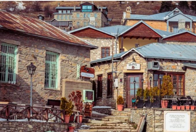 Στο 100% οι προκρατήσεις σε airbnb και chalet για Χριστούγεννα και Πρωτοχρονιά -Όλοι οι προορισμοί