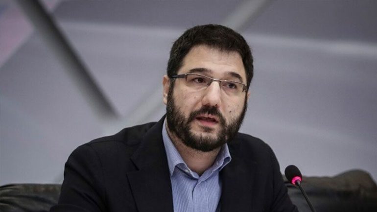 Ηλιόπουλος: «Τα σχολεία δεν είναι parking παιδιών, να ανοίξουν με ασφάλεια»