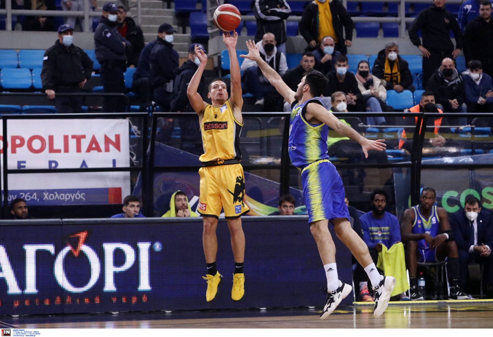 Φλιώνης: «Να μην αφήσουμε τον Ολυμπιακό να πάρει τον έλεγχο»