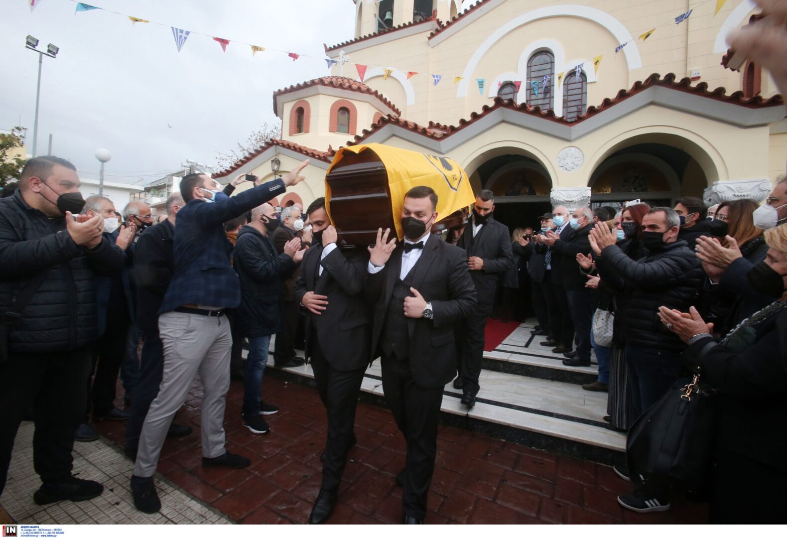 Δέος: Ο Σεραφείδης «έφυγε» με τον ύμνο της ΑΕΚ!