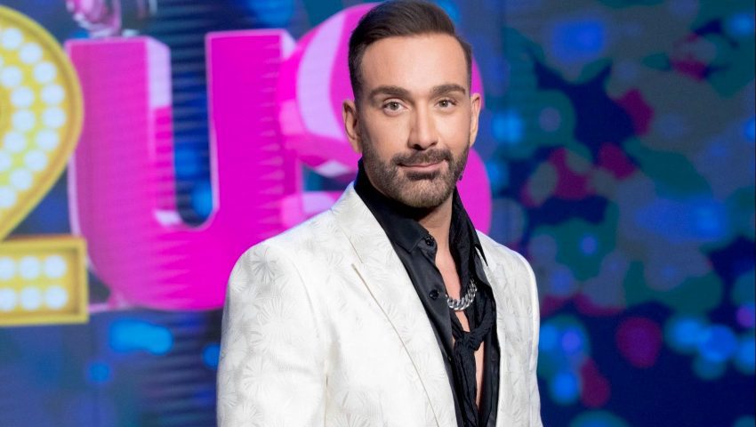 Ο Νίκος Κοκλώνης «κλείνει» για το J2US το πιο grande όνομα της σεζόν 