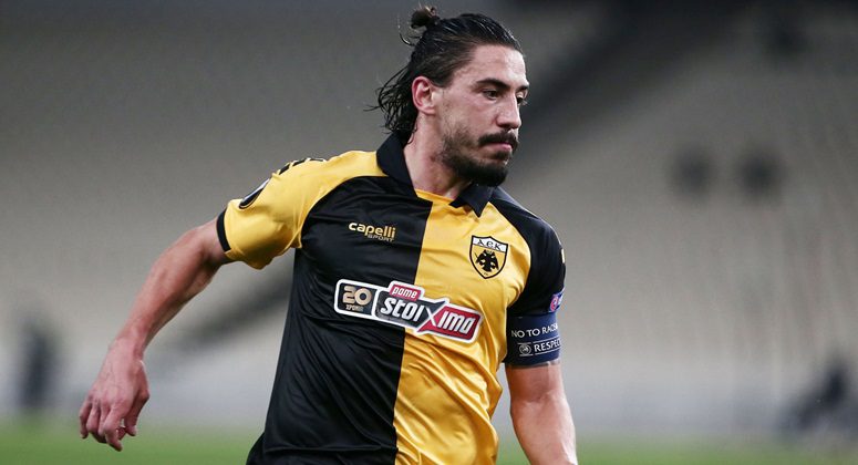 «Έκανε πρόταση η Γκεζτέπε για Σιμόες»