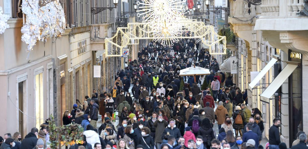 Κορωνοϊός-Ιταλία: Πάνω από δύο εκατομμύρια οι φορείς – 101.762 νέα κρούσματα και νεκροί σε 24 ώρες