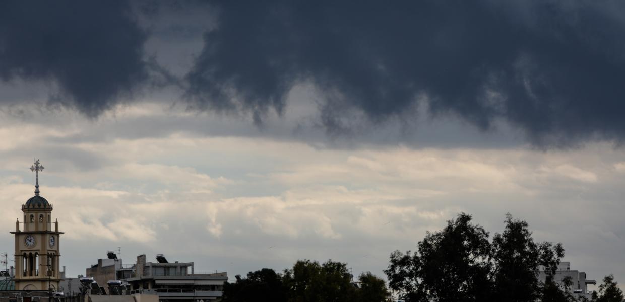 Καιρός 4/3: Περαιτέρω άνοδος της θερμοκρασίας σήμερα