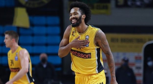 Παρελθόν από την ΑΕΚ ο Ανγκόλα