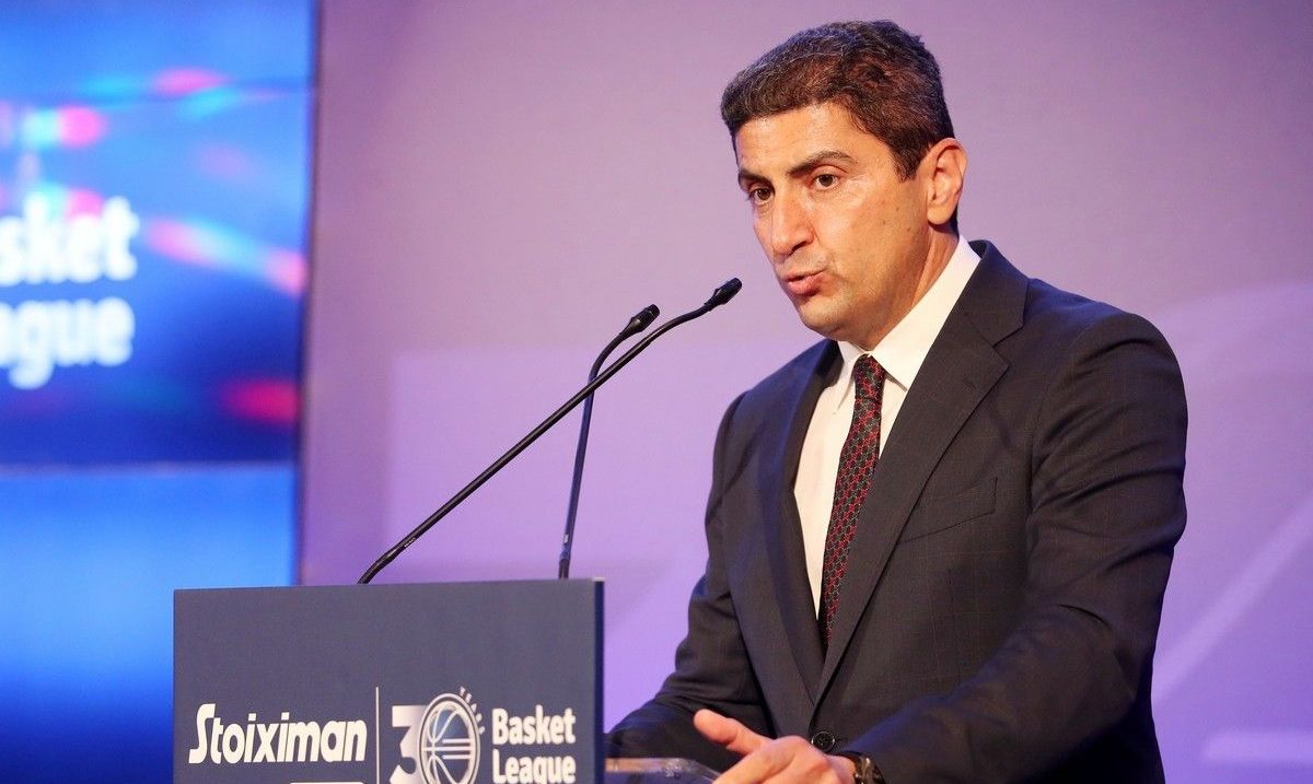 Σειρά τηλεδιασκέψεων είχε ο Αυγενάκης με τα ερασιτεχνικά ποδοσφαιρικά σωματεία