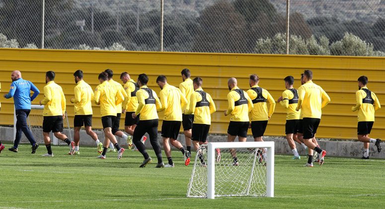Χωρίς τον Τσούμπερ και τον Στάνκοβιτς η αποστολή για Λαμία!