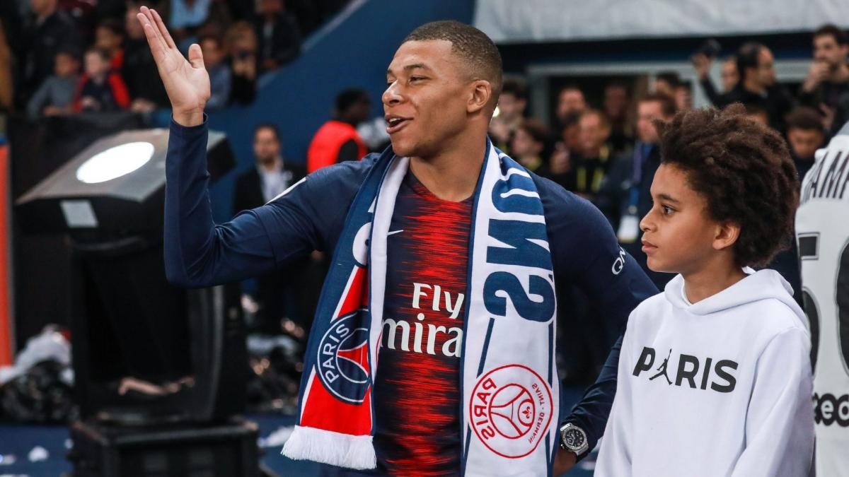 Τραυματίστηκε σε τροχαίο ο 15χρονος αδερφός του Κίλιαν Εμπαπέ