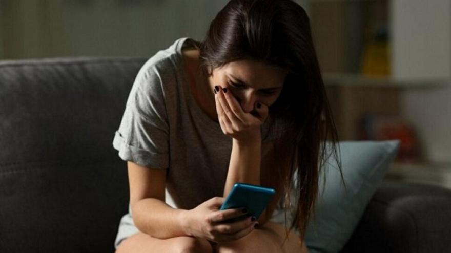 Τραγουδίστρια καταγγέλλει πρώην μπασκετμπολίστα για revenge porn