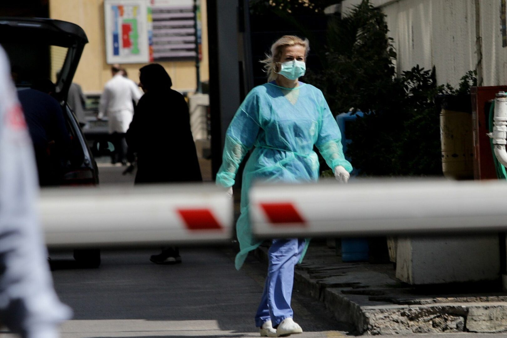Κορωνοϊός-Ελλάδα: 80 θάνατοι, 20.409 νέα κρούσματα, 664 διασωληνωμένοι
