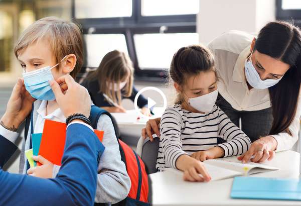 Σχολεία: Τι μάσκα πρέπει να φορούν οι μαθητές