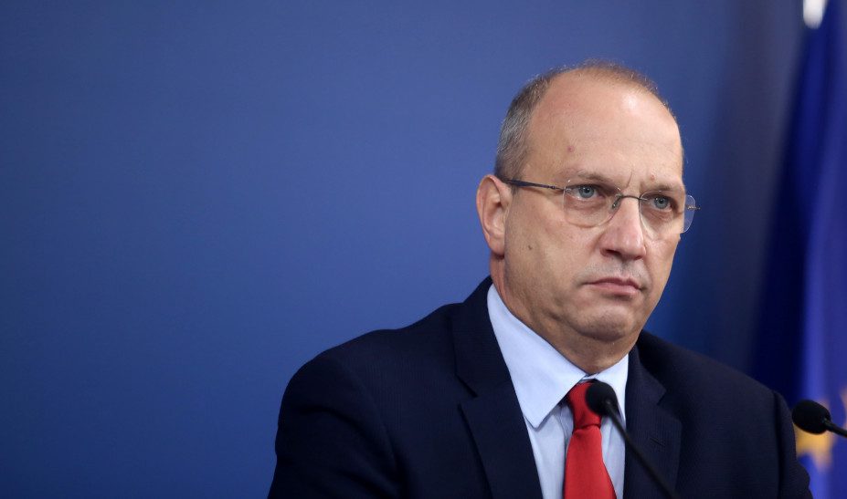 Οικονόμου: Προετοιμασμένες οι δομές του κράτους για την Όμικρον
