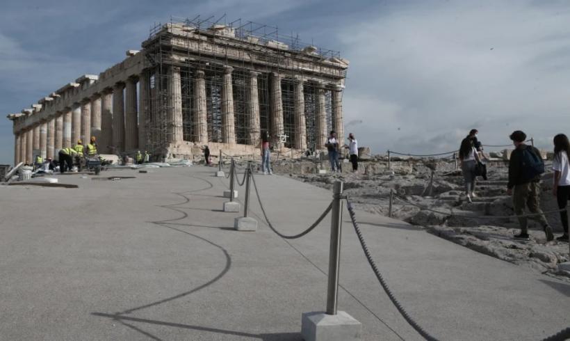 Ξεπαρθενών: Γυρίστηκε ταινία με σεξ ανδρών κάτω από την Ακρόπολη