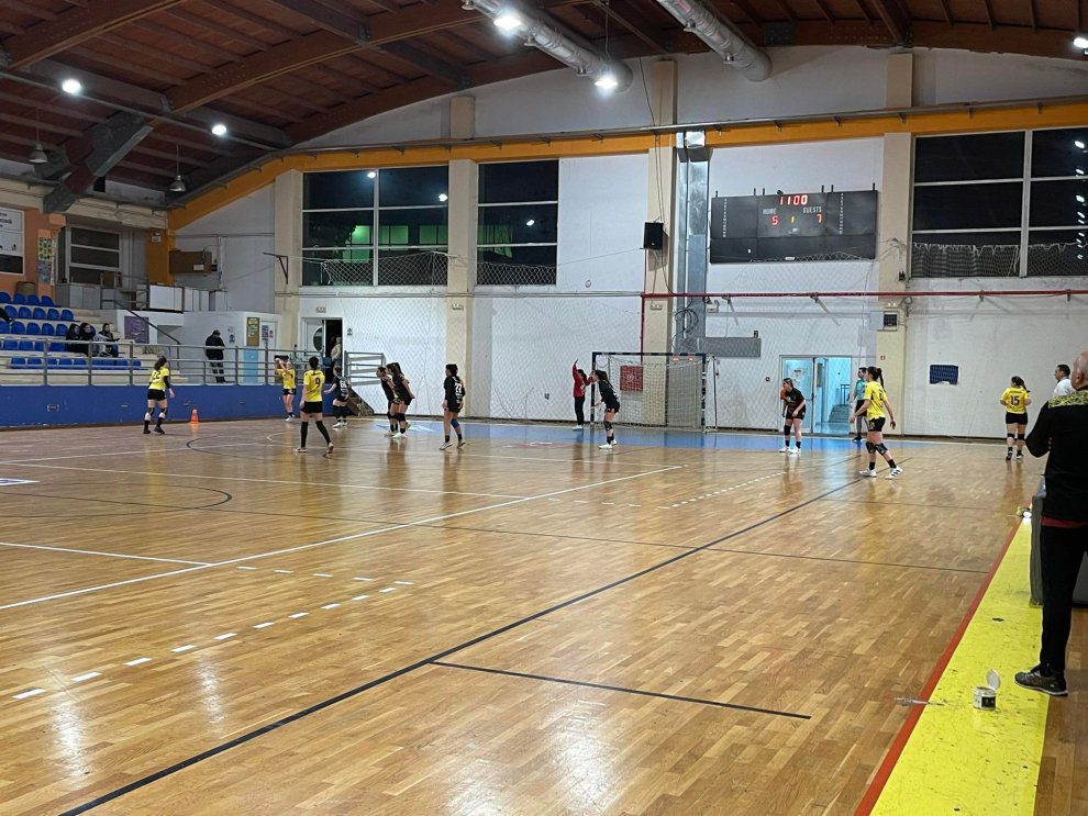 Χάντμπολ: Θετικό ξεκίνημα για τις Νεανίδες!