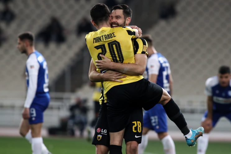 ΑΕΚ: Αραούχο, Μάνταλος, Τσιντώτας και Μπακάκης στηρίζουν τον Σάκχοφ! (pics)