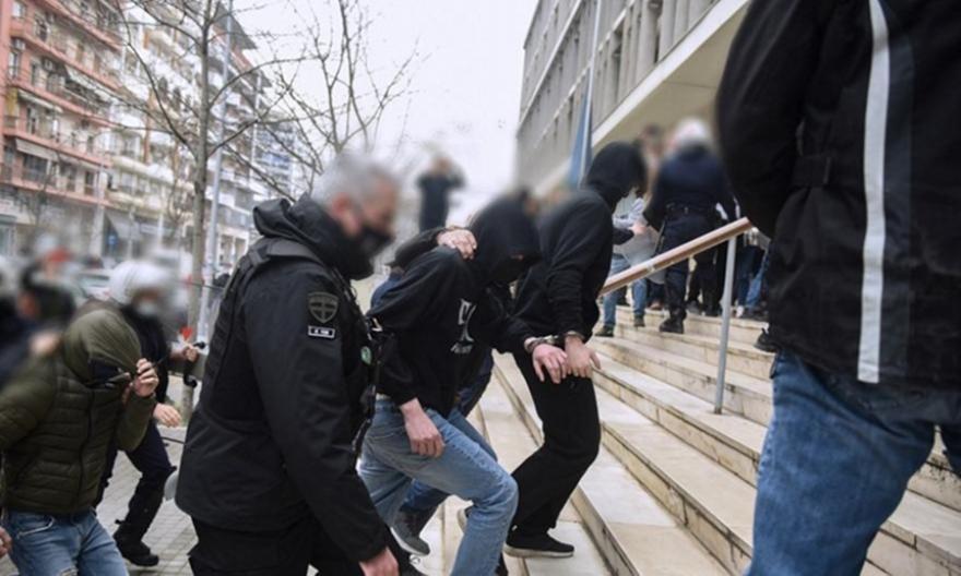 Δολοφονία Άλκη: «Έκανα μ@λ@ – Ξέχασα εκεί το δρεπάνι» – «Δίνει» τον 21χρονο ο 23χρονος