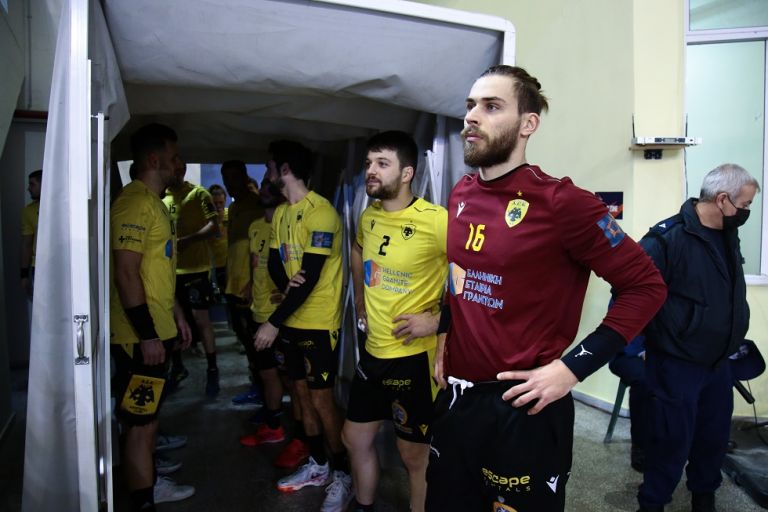 ΑΕΚ-Χάντμπολ: Στην Γερμανία την επόμενη σεζόν ο Μπουκοβίνας