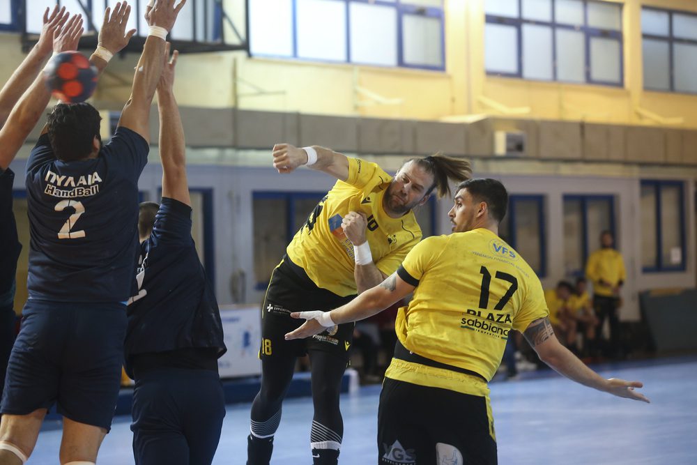 Χάντμπολ: Δύσκολη νίκη κορυφής (32-33) επί της Πυλαίας αλλά με όχι καλή απόδοση