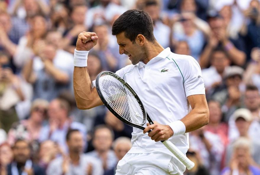 Τζόκοβιτς: «Δεν είμαι αντιεμβολιαστής, αλλά θα θυσιάσω τρόπαια αν με υποχρεώσουν να εμβολιαστώ!»