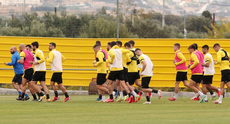 ΑΕΚ: Επέστρεψε ο Λάτσι – Την Τετάρτη θα κριθεί η επιστροφή Μάνταλου και Στάνκοβιτς ενόψει ΠΑΣ
