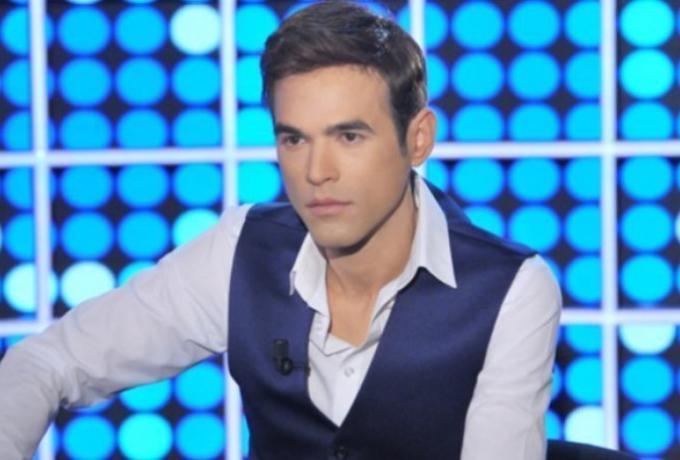 «Βόμβα» Φουρθιώτη: Προαναγγέλλει ροζ βίντεο με «γαλάζιους» υπουργούς στα «Αποκαλυπτικά»