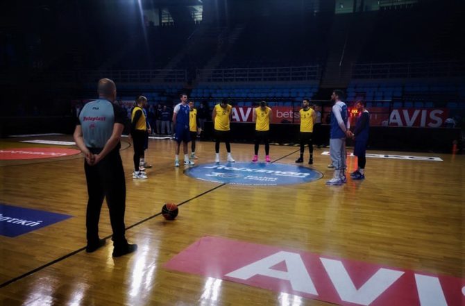 Άλκης: Ενός λεπτού σιγή στην μνήμη του 19χρονου στο ΑΕΚ – Τρίτωνας και τιμητικός «αγώνας»