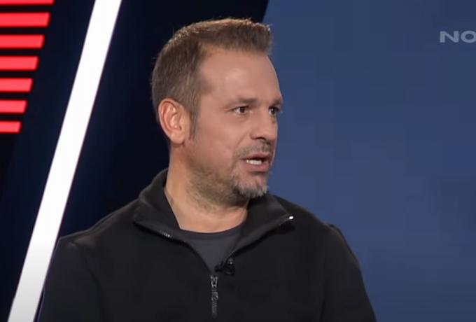 Ντέμης: «Με Μάνταλο και Αραούχο δεν θα γινόταν να μην κερδίσει η ΑΕΚ – Εγώ θα έβγαζα τον Τσούμπερ»