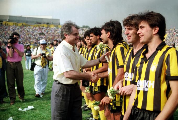 Γιδόπουλος: «Προπονητή με dna πρωταθλητισμού και στοχευμένες επιλογές στελεχών θέλει η ΑΕΚ»