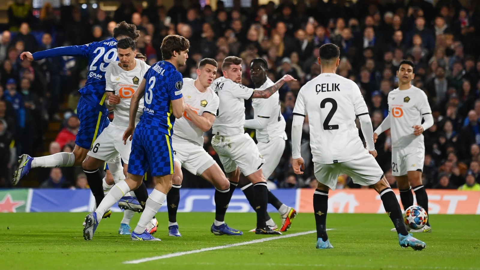 UEFA: Κανονικά το Λιλ – Τσέλσι για το Champions League