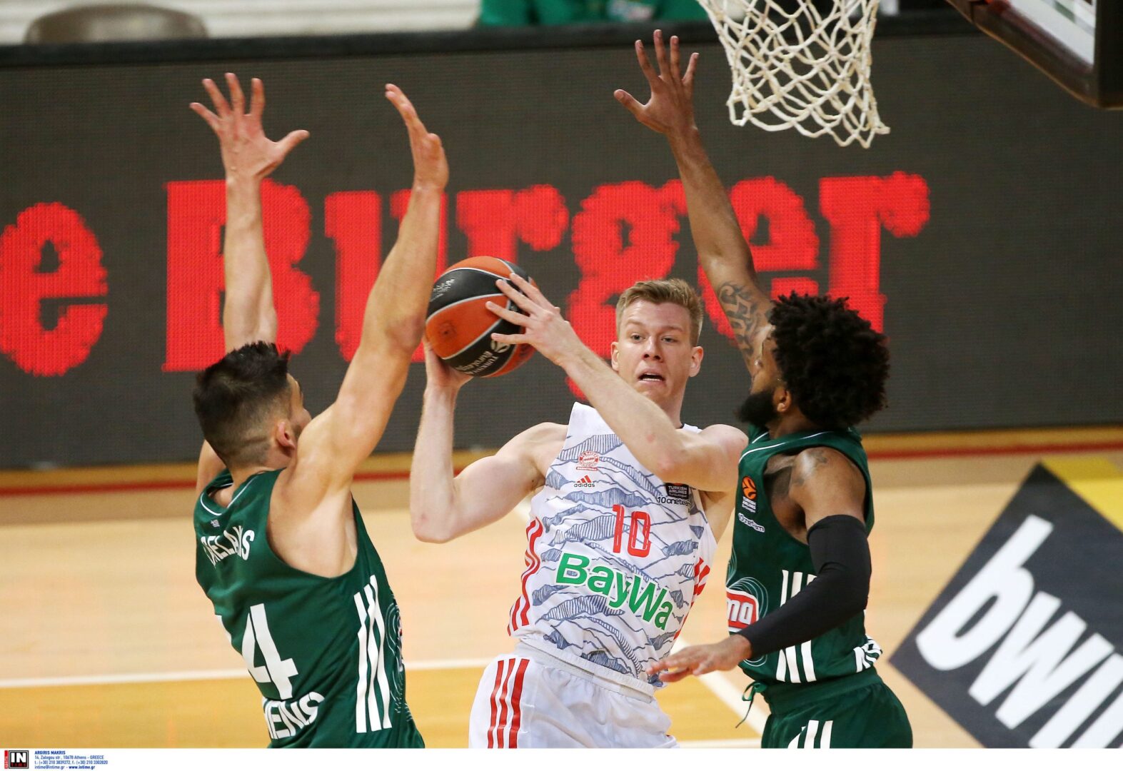 Euroleague-Παναθηναϊκός: Νίκησε την Μπάγερν με πρωταγωνιστή τον Σαντ-Ρος